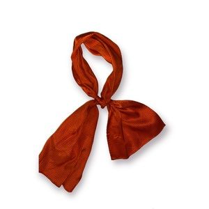 70’s style silk scarf!